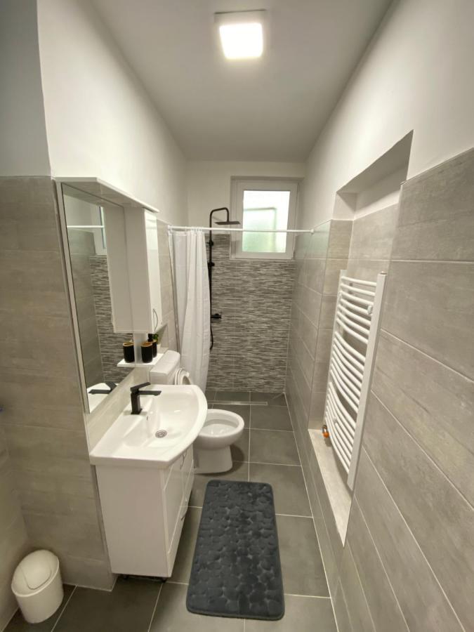 Modern Studio Apartment In The Old Town Σαράγεβο Εξωτερικό φωτογραφία